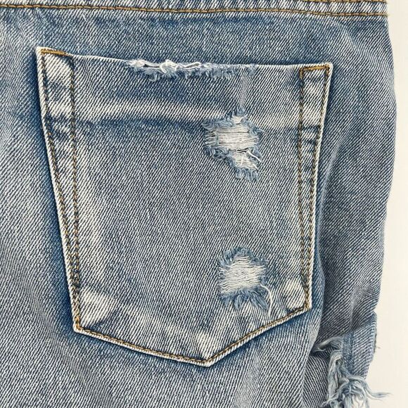 Fashion Nova Cooper Light Wash Distressed Cut-Off Button Fly Denim Shorts Large - Picture 11 of 16